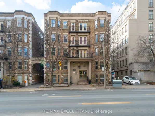 414 Jarvis St, Toronto, ON