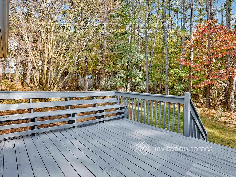251 Warrenton Dr — Photo 21