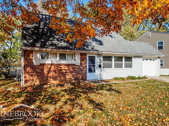 2nd image of 4826 Folger Dr