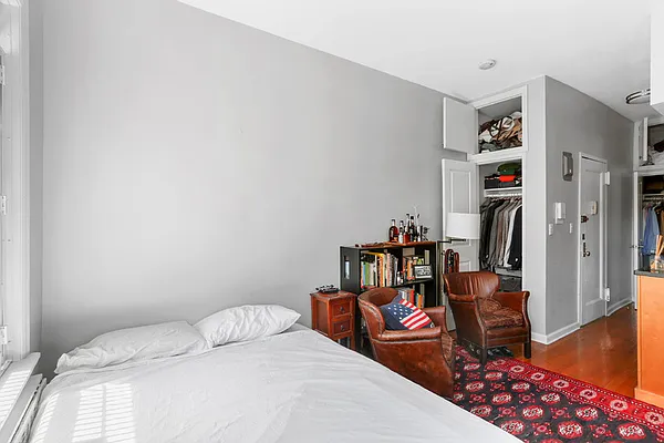 Rented by Cooper & Cooper Real Estate | media 2