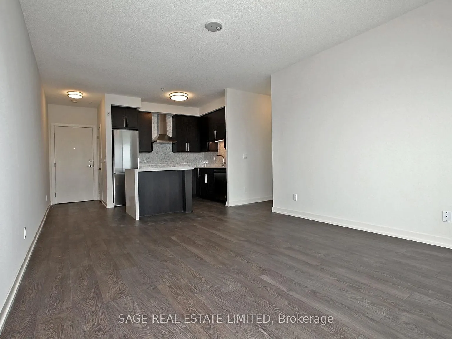 Paradigm Condos — Photo 3