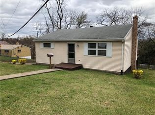 2 Bench Dr, Mc Kees Rocks, PA 15136