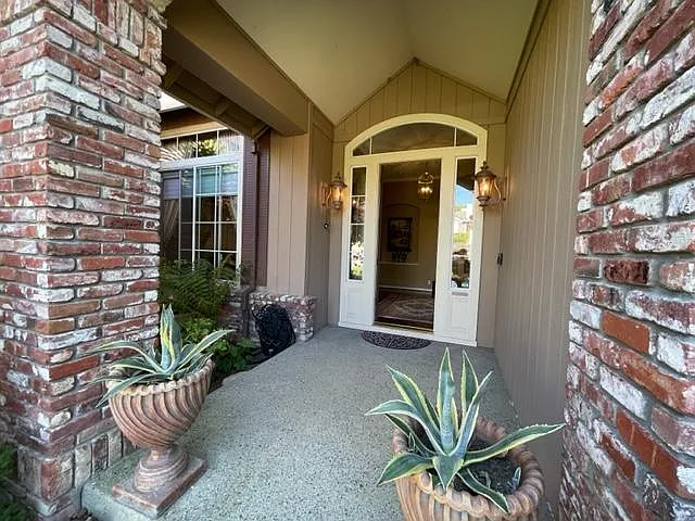 811 Fox Glen Pl — Photo 26