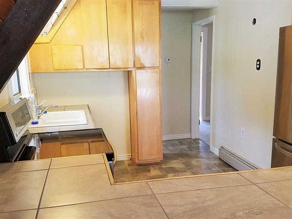5th image of 125 Mountain Oak Dr