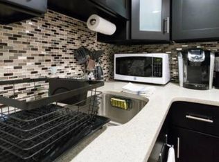 21111 41st Ave, Flushing, NY 11361