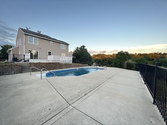 5th image of 10416 Lynchburg Dr