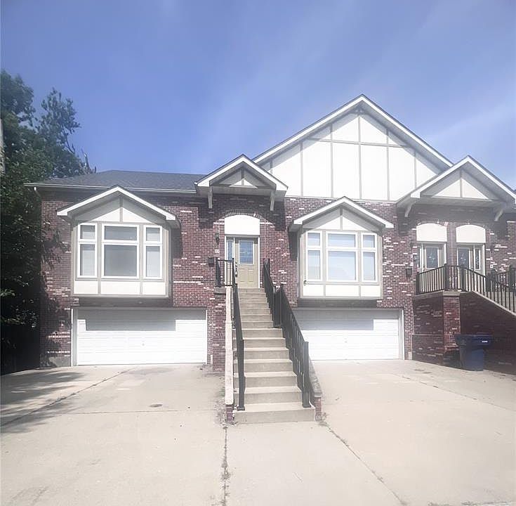 1st image of 11 Cabanne Townhome Dr