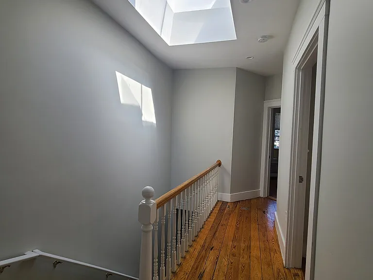347 W 4th St #3 — Photo 12