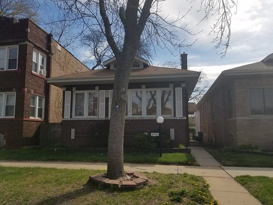 1st image of 8405 S Oglesby Ave