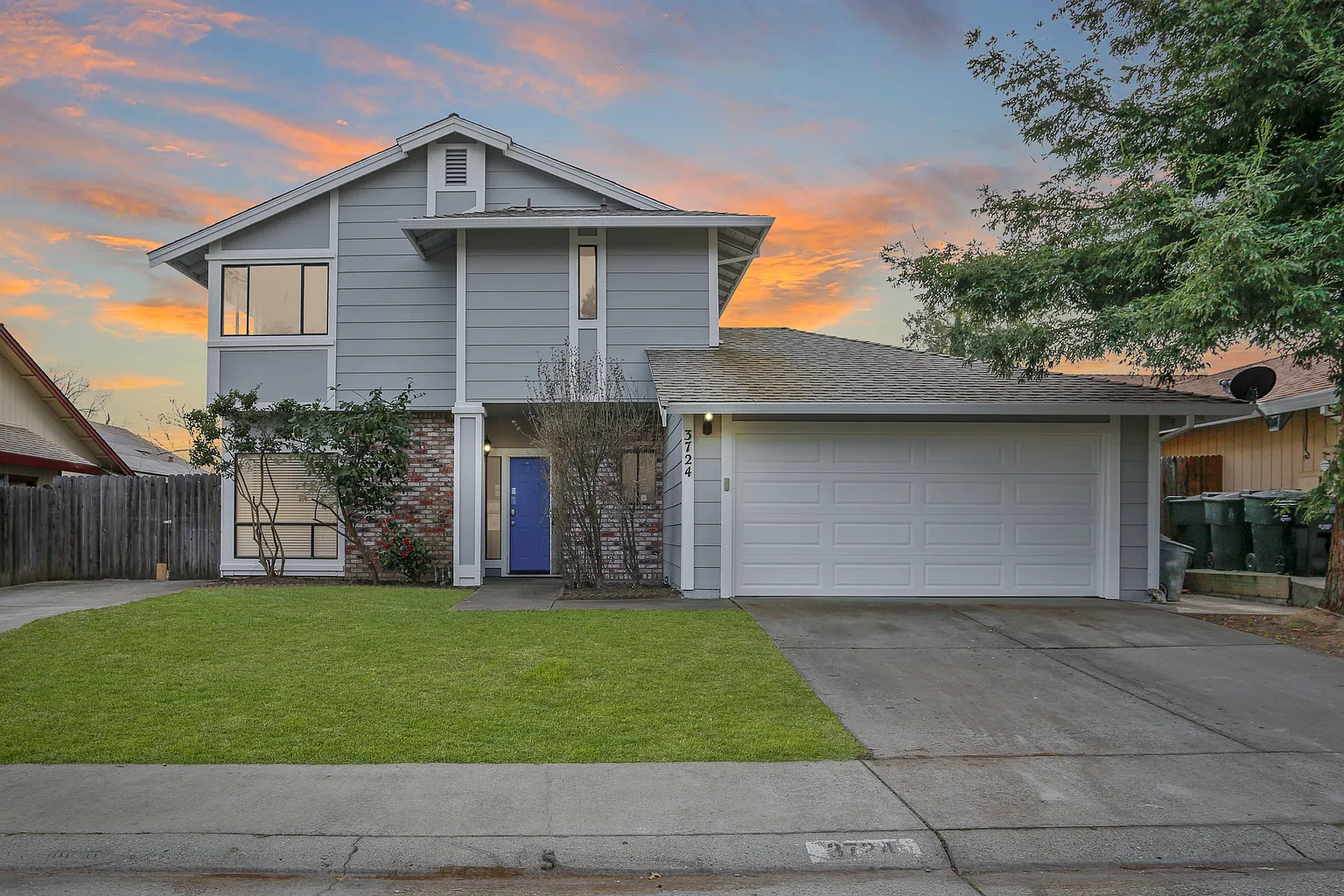 3724 Rollins Way photo 1