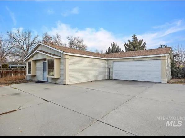 972 Sparks St N, Twin Falls, ID 83301