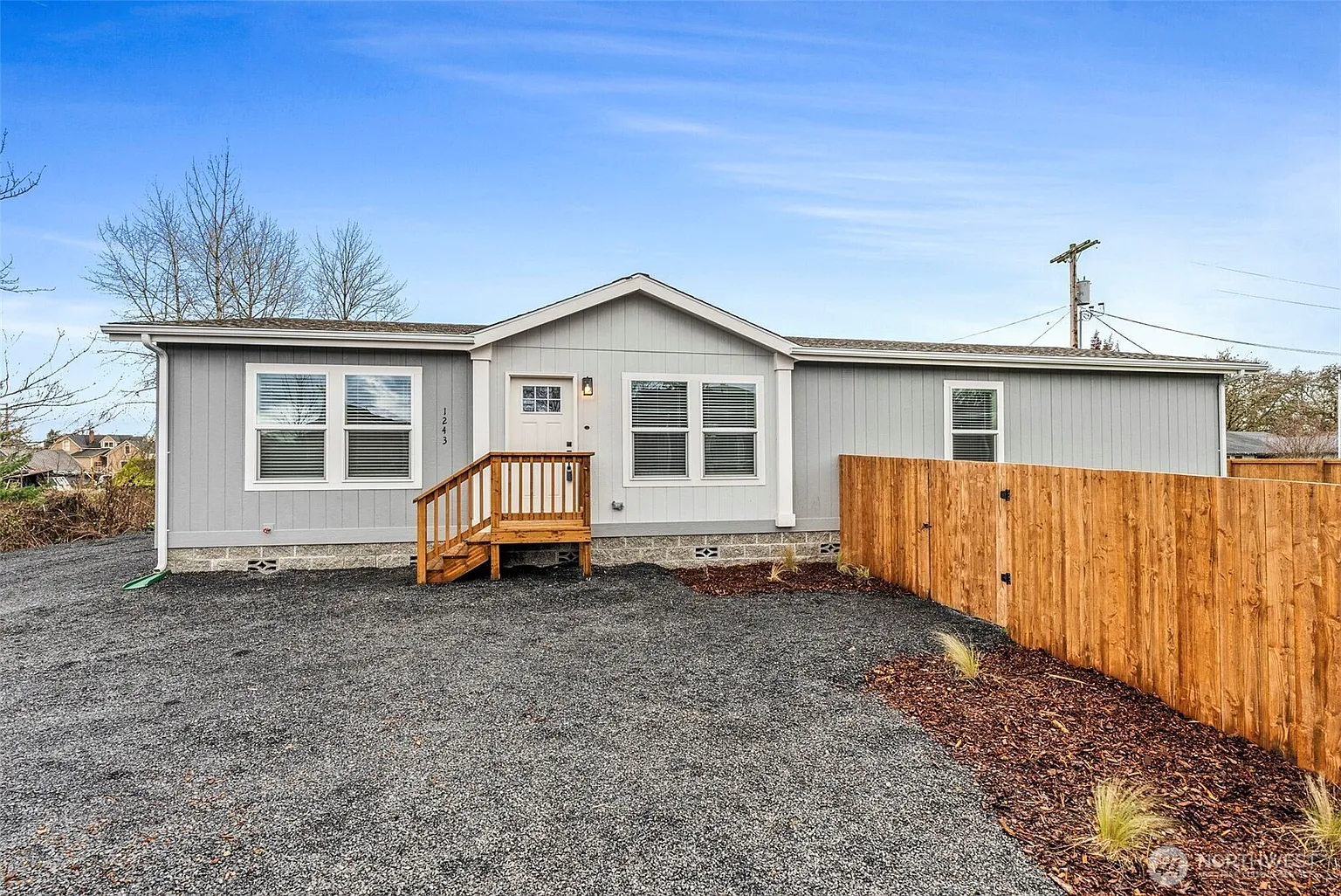 1243 SW Elzina Street photo 1
