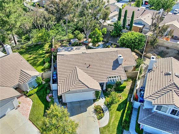 3rd image of 27248 Sanford Way