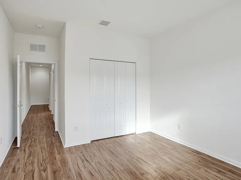 4234 N Dixie Hwy #122 — Photo 27
