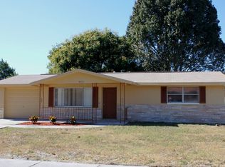 8633 Roble Way, Port Richey, FL 34668