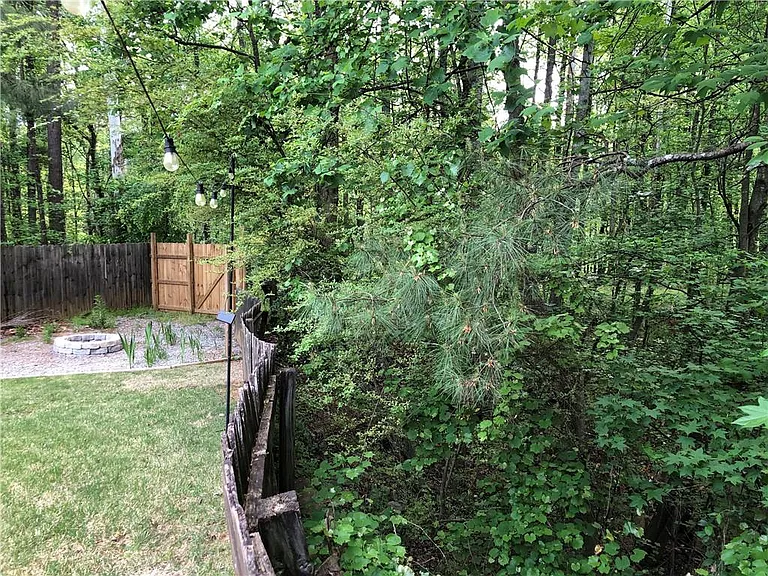 370 Manor Glen Dr — Photo 31
