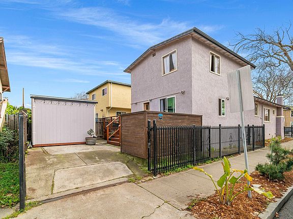 4th image of 931 Bancroft Way