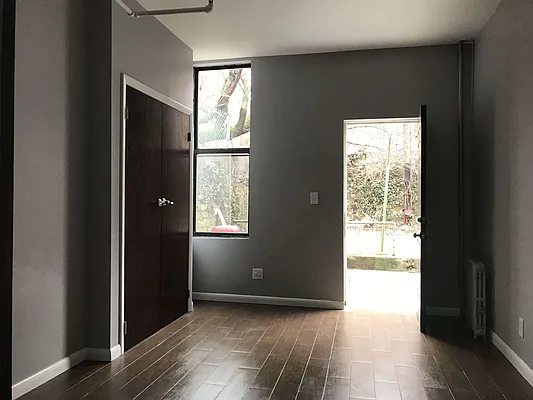 Rented by Nooklyn NYC LLC | media 4