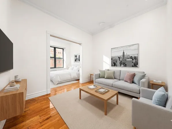 322 West 14th Street image 1 of 4