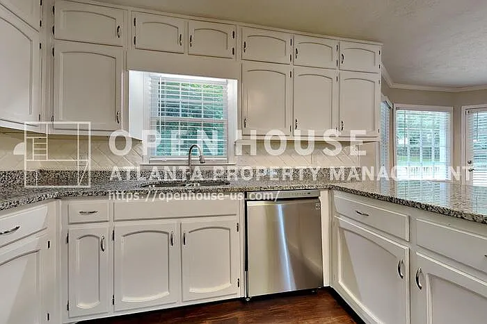 3651 Mountain Cove Rd — Photo 9