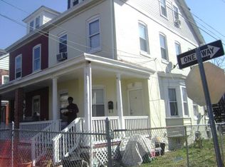 31 McKinley Ave, Trenton, NJ 08609