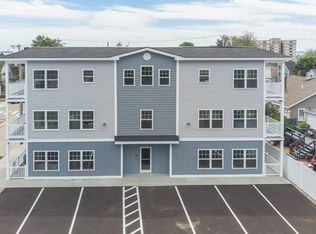 21 Union Ave, Old Orchard Beach, ME 04064