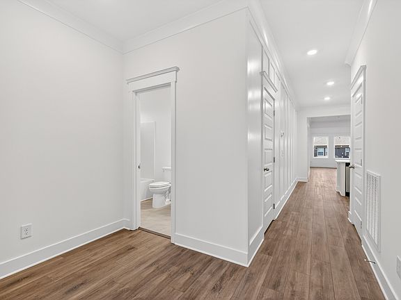 7th image of this home