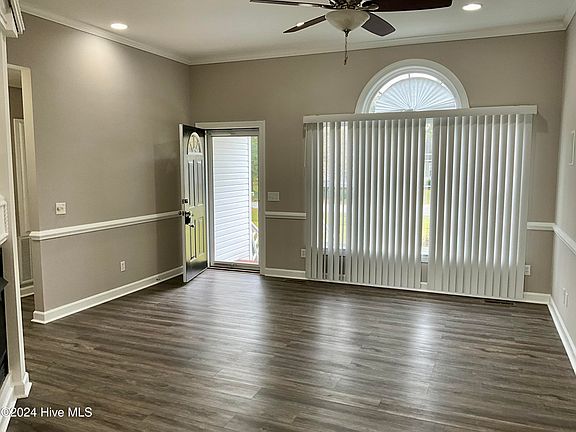 2nd image of 1612 Crawfords Pointe Drive