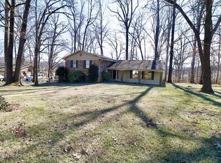 2213 Chesterfield Dr, Maryville, TN 37803