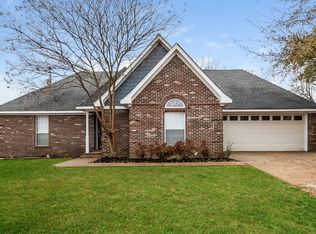 10149 Phillips Dr, Olive Branch, MS 38654