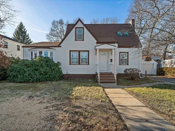 1240 N Main St, Randolph, MA 02368