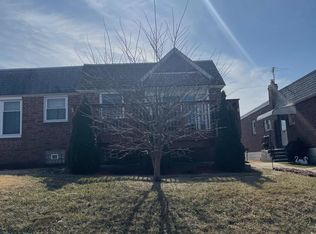 2106 Faunce St, Philadelphia, PA 19152