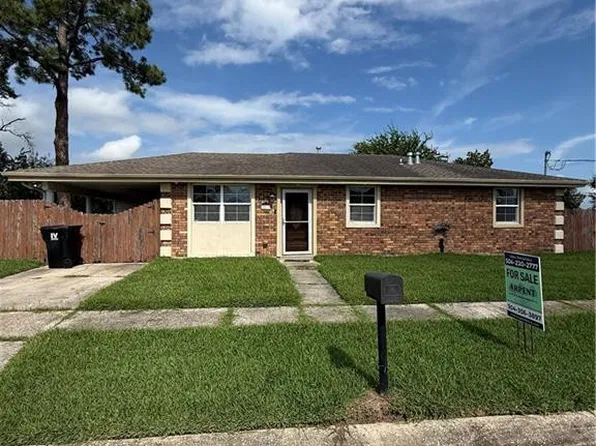 2212 Nancy Dr, Meraux, LA 70075