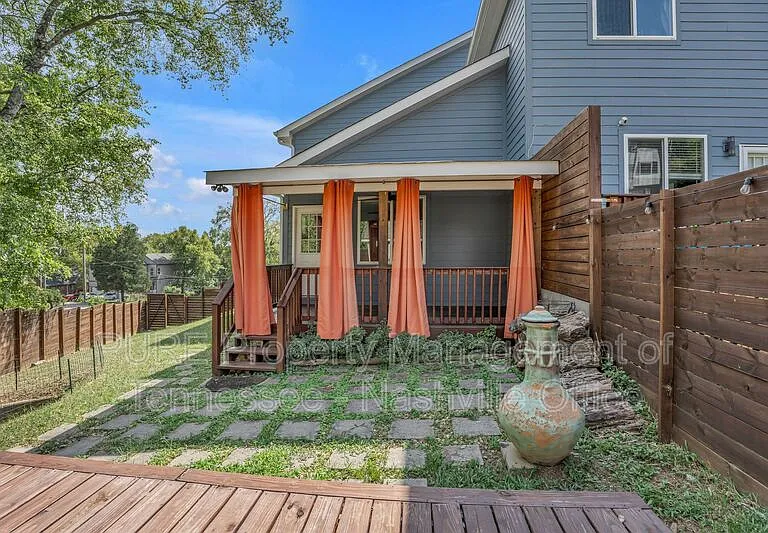 3212A Lincoln Ave — Photo 30