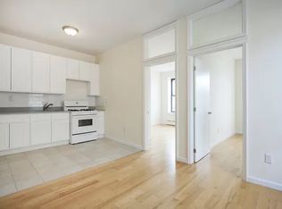 567 39th St APT 3A, Brooklyn, NY 11232