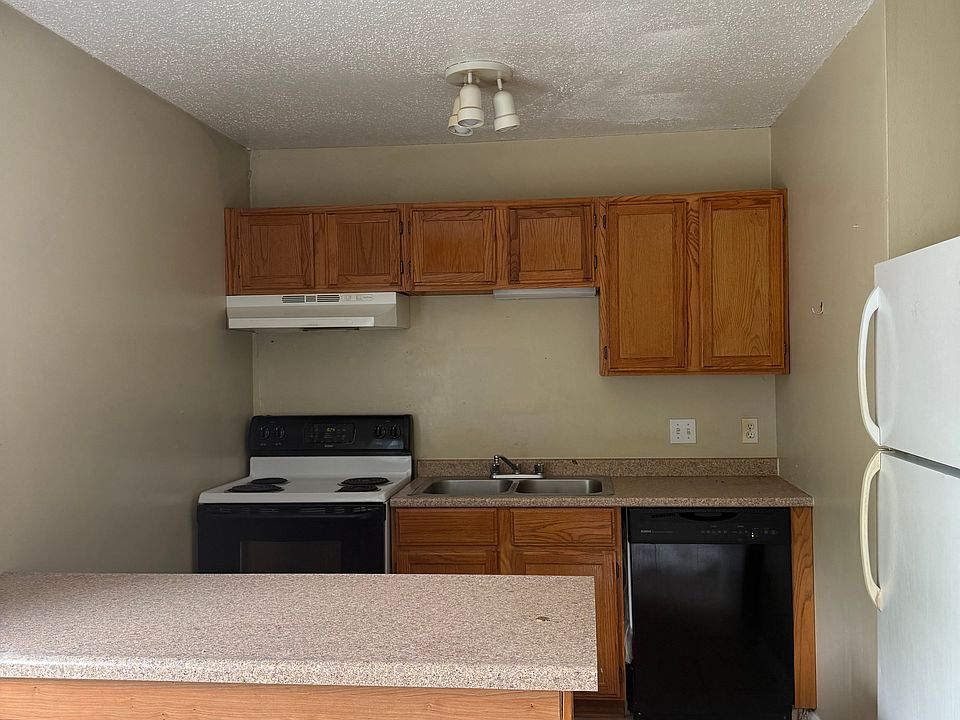 1st image of 708 Dondee Dr APT 10