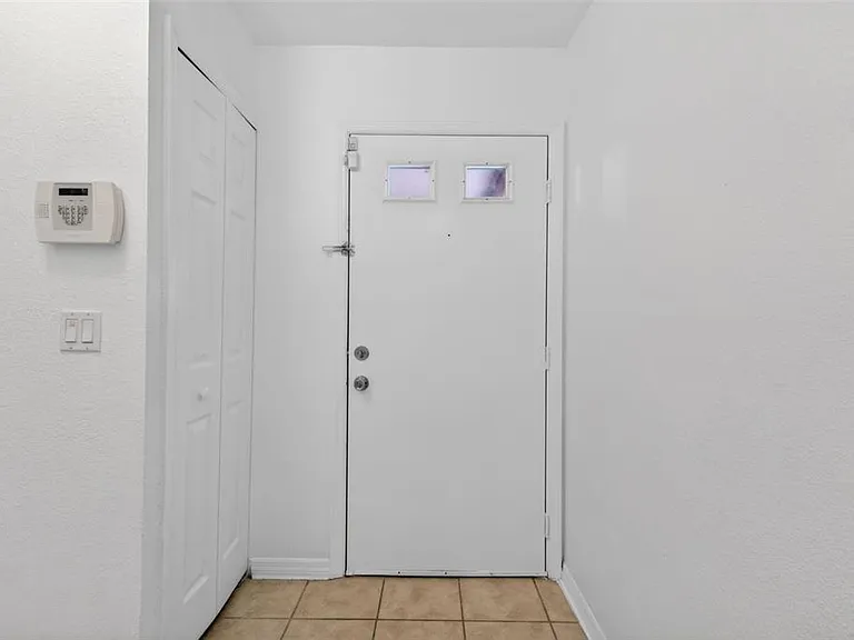 625 Trinidad Ct #625 — Photo 5