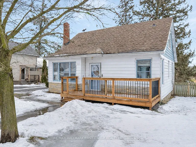 93 John St — Photo 1
