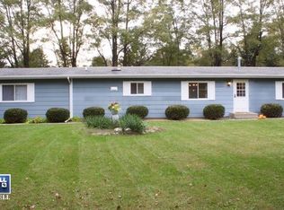 5811 Greenwood Rd, Wonder Lake, IL 60097