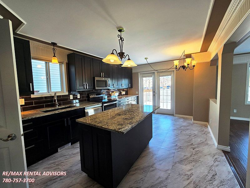 Edmonton House for rent - 4 Bedrooms in Edmonton