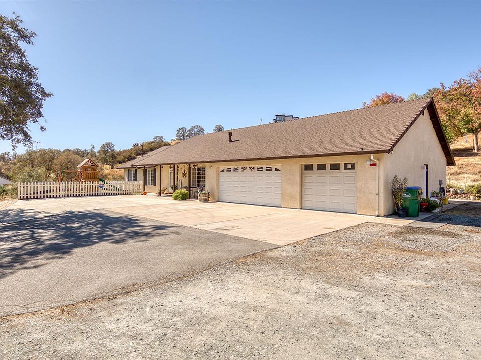 1st image of 2997 Dennis Ct