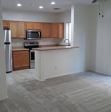 3rd image of 15818 N 25th St Unit 109