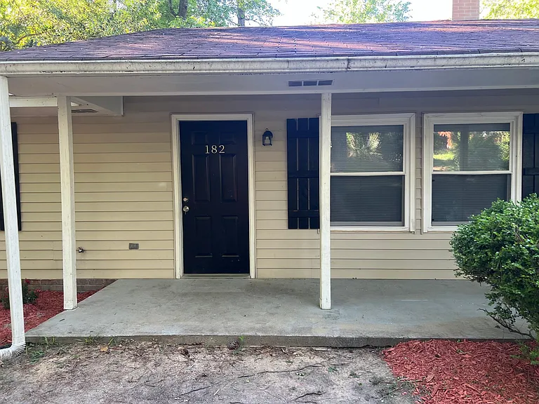 182 Chartwell Rd — Photo 10