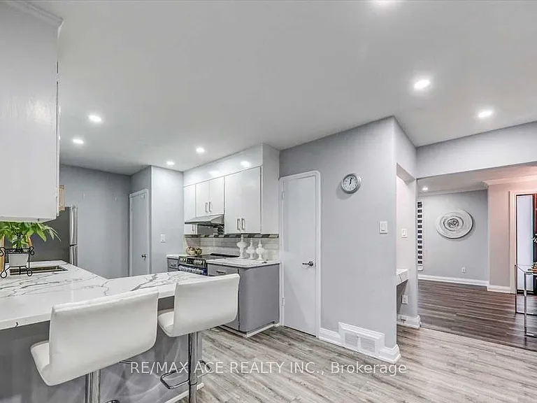 5 Windy Ridge Dr — Photo 16