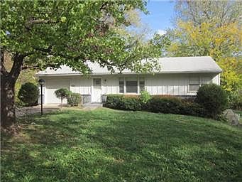1st image of 8149 Flora Ave