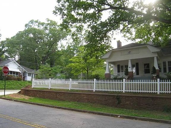 Street View - neighbor