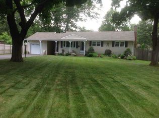 42 Raffia Rd, Enfield, CT 06082