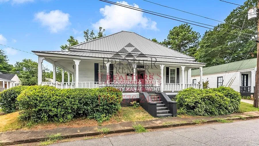 2 bed, 600 sqft, $850 — Photo 2