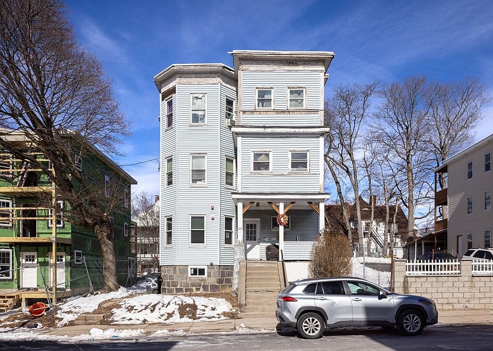 1st image of 25 Browning Ave