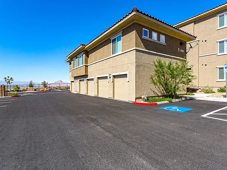 The View at Horizon Ridge — Photo 30